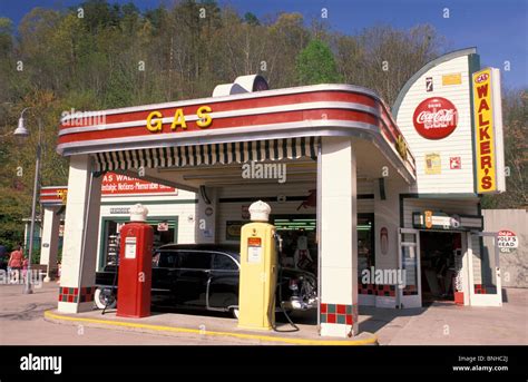 pigeon forge gas price